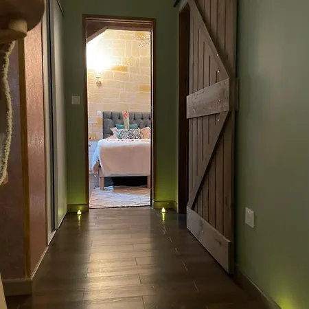 Grande Confortable Alojamento de Acomodação e Pequeno-almoço Saint-Amand-les-Eaux